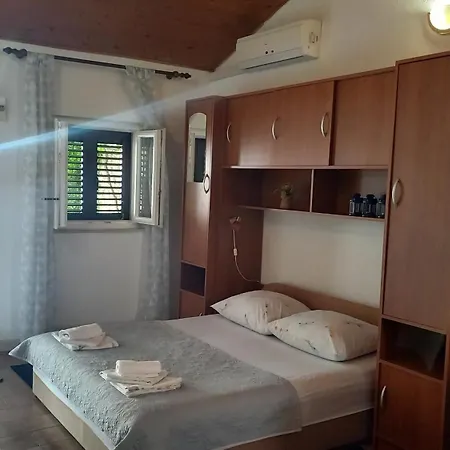Apartment By The Sea Postira, Brac - 9241